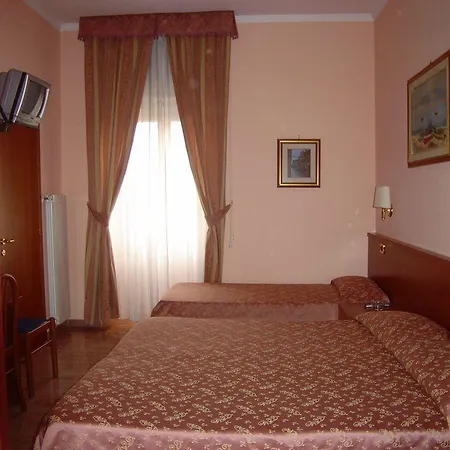 Aristotele