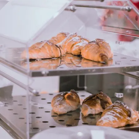 فندق Aristotele 2*