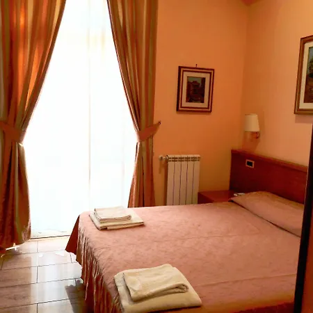 Aristotele 2*