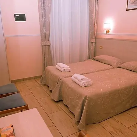 Aristotele