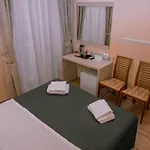 Aristotele 2*
